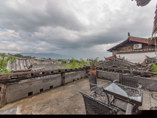 独立阳台豪华景观房