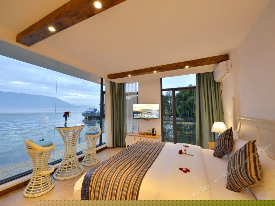 一楼海景大床房