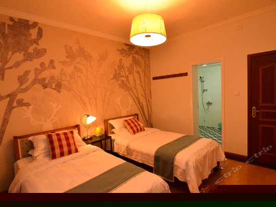 草间弥生标准间