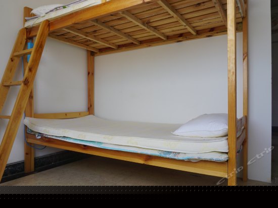 幺妹星月八人房(床位)