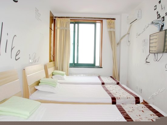 海景三人标准间