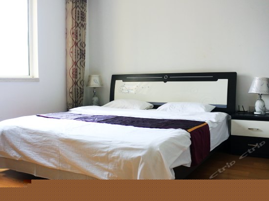 豪华单卧室带厅大床套房