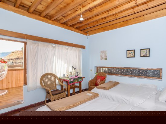 二楼山水双床间