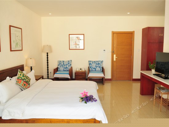 侧面海景大床房