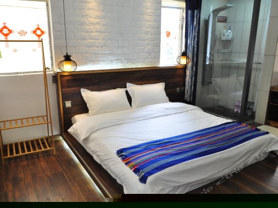 花雨舒适榻榻米大床房