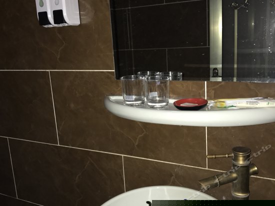 豪华明清家庭房