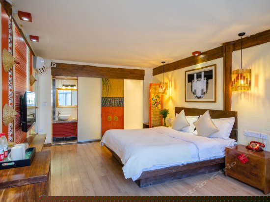 纳西寻梦大床房