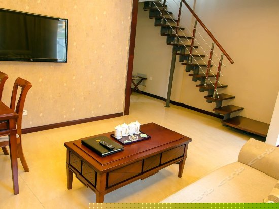 丽景复式小洋房（二室一厅二卫）