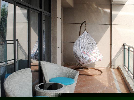 奢华全景蜜月套房