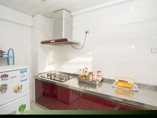 海景四房一厅一厨套房