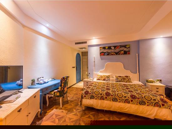 浪漫情侣海景大床房