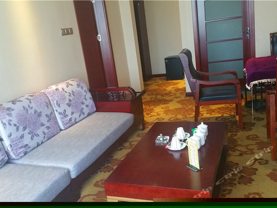 商务套房（大床）