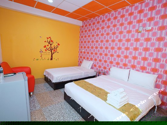 三人经济套房（无窗）