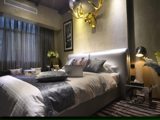 简约大床房
