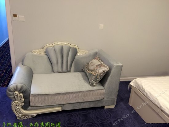 冰雪奇缘豪华浴缸房