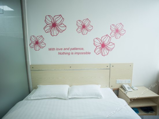 迷你大床(无窗)