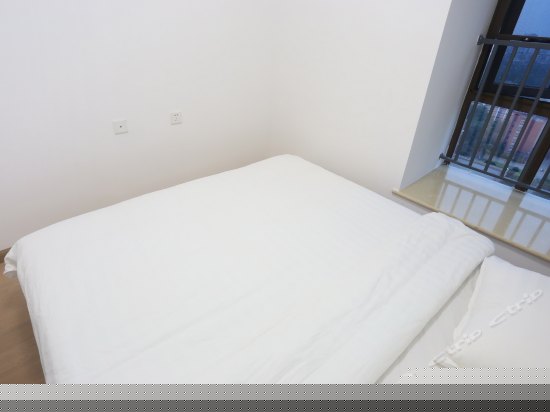 逾见格调套二双床间