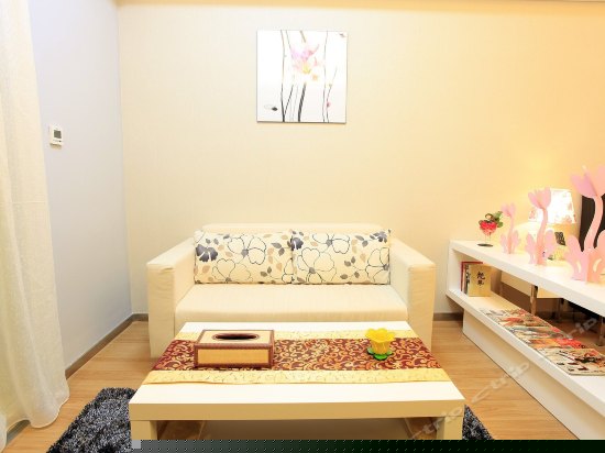 精品商务大床房