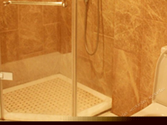 豪华河景大床房