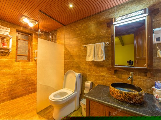 豪华榻榻米三人间