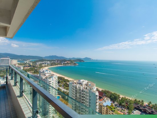 180度无敌海景圆床房