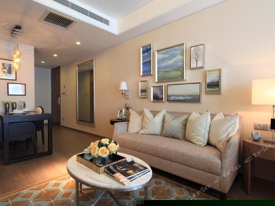 豪华海景大床房