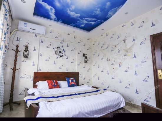 幸福启航主题船床房