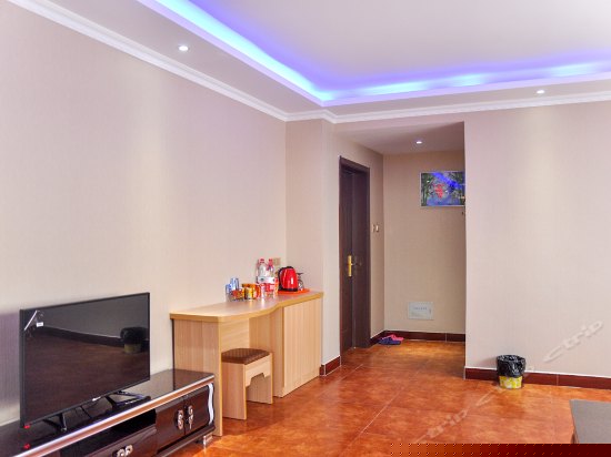 一室一厅唯爱大床房