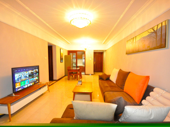 素洁两室两厅温馨居