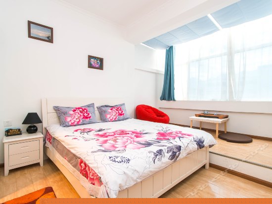 星空浪漫大床房