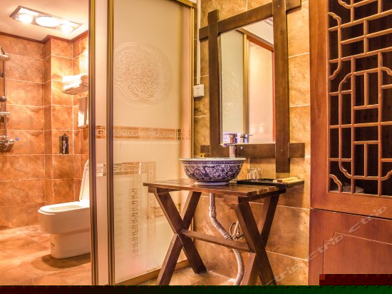 雪山语唯美大床房