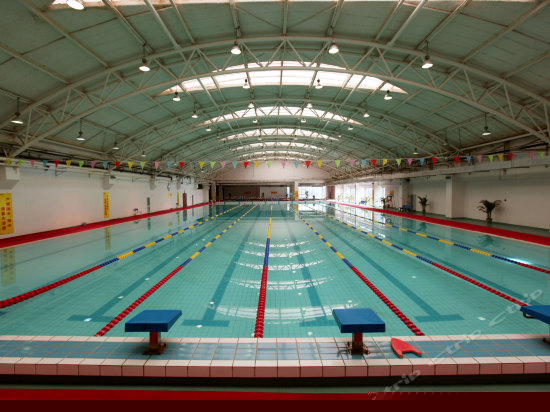室内游泳池