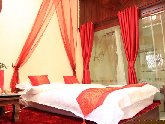 203恋恋红尘 榻榻米大床房