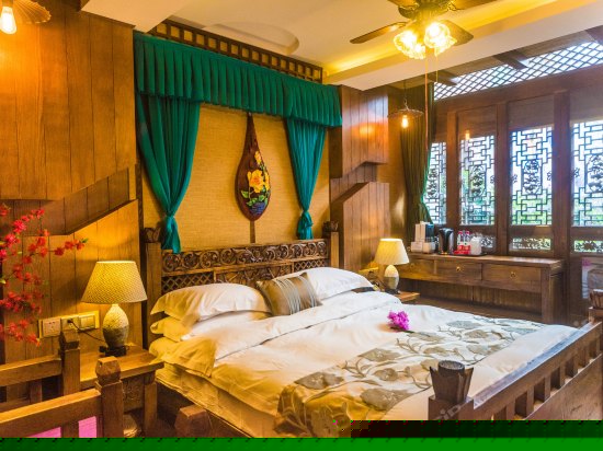 豪华阳光大床房