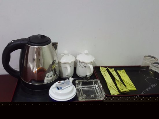 标准双人房（无窗）