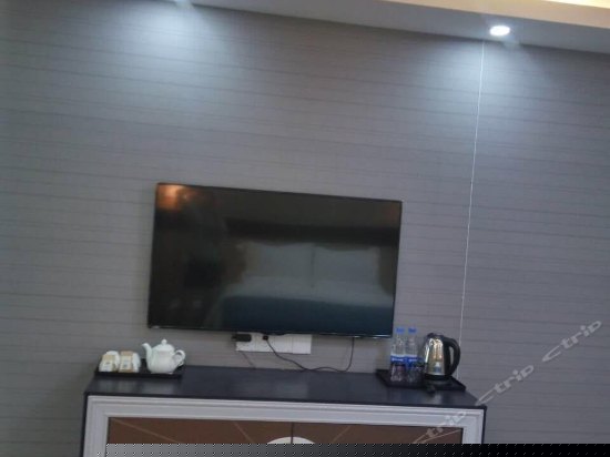 商务行政大床房