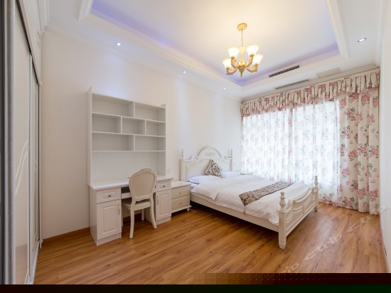 豪华两室一厅大套房