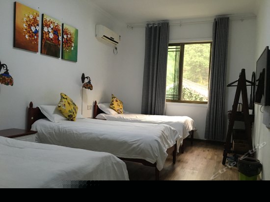 室外独卫三人间C