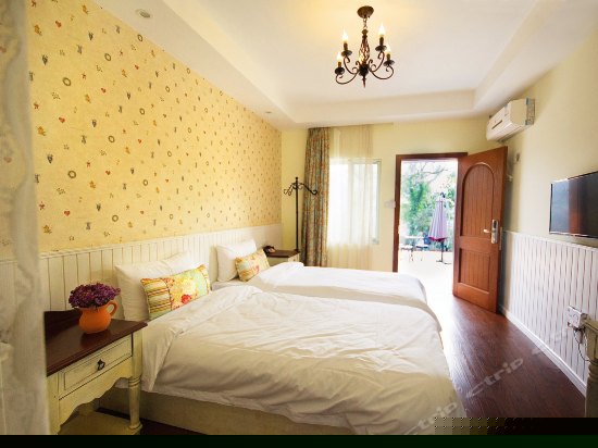 精致山景房（花园）