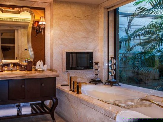 康莱德总统别墅五卧室