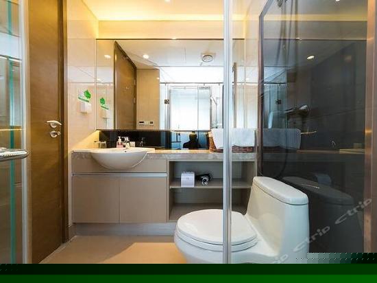 高层海景大床房