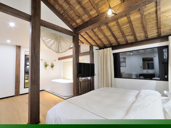 徽音私享露台房