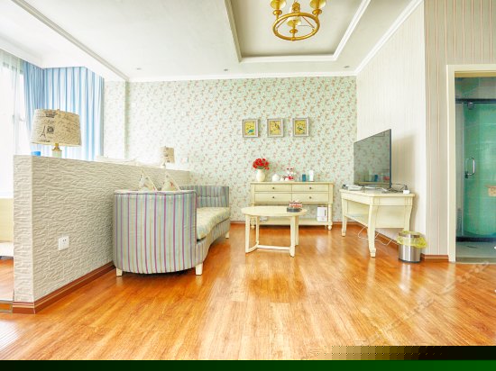 亲水海景大床房