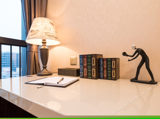 港式商务大床房