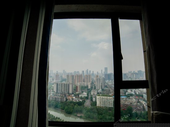 江景豪华大床房