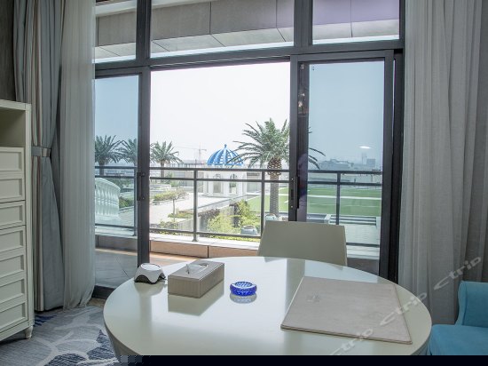 私属汤池观景房