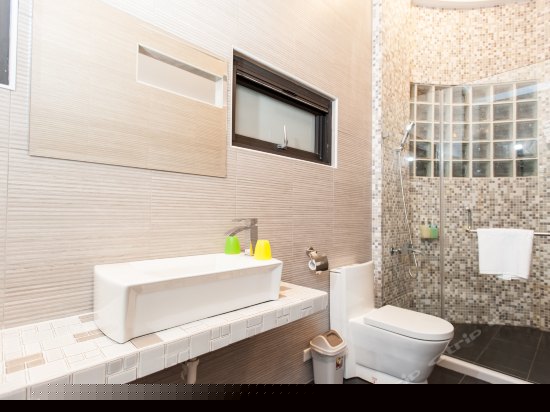 水手长三人房（无窗）