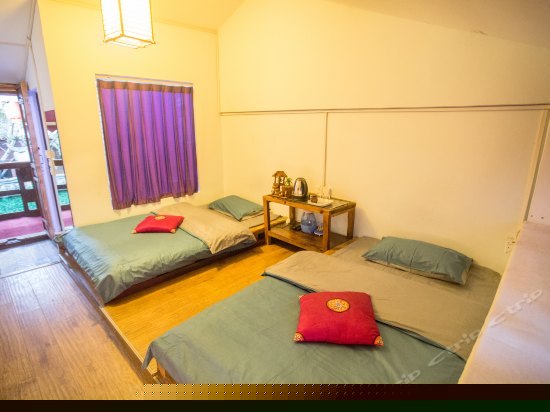 二楼陌上花开标准间