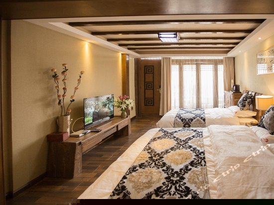 一楼精品家庭房