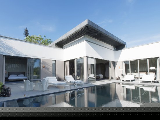 柏悦两居海景别墅